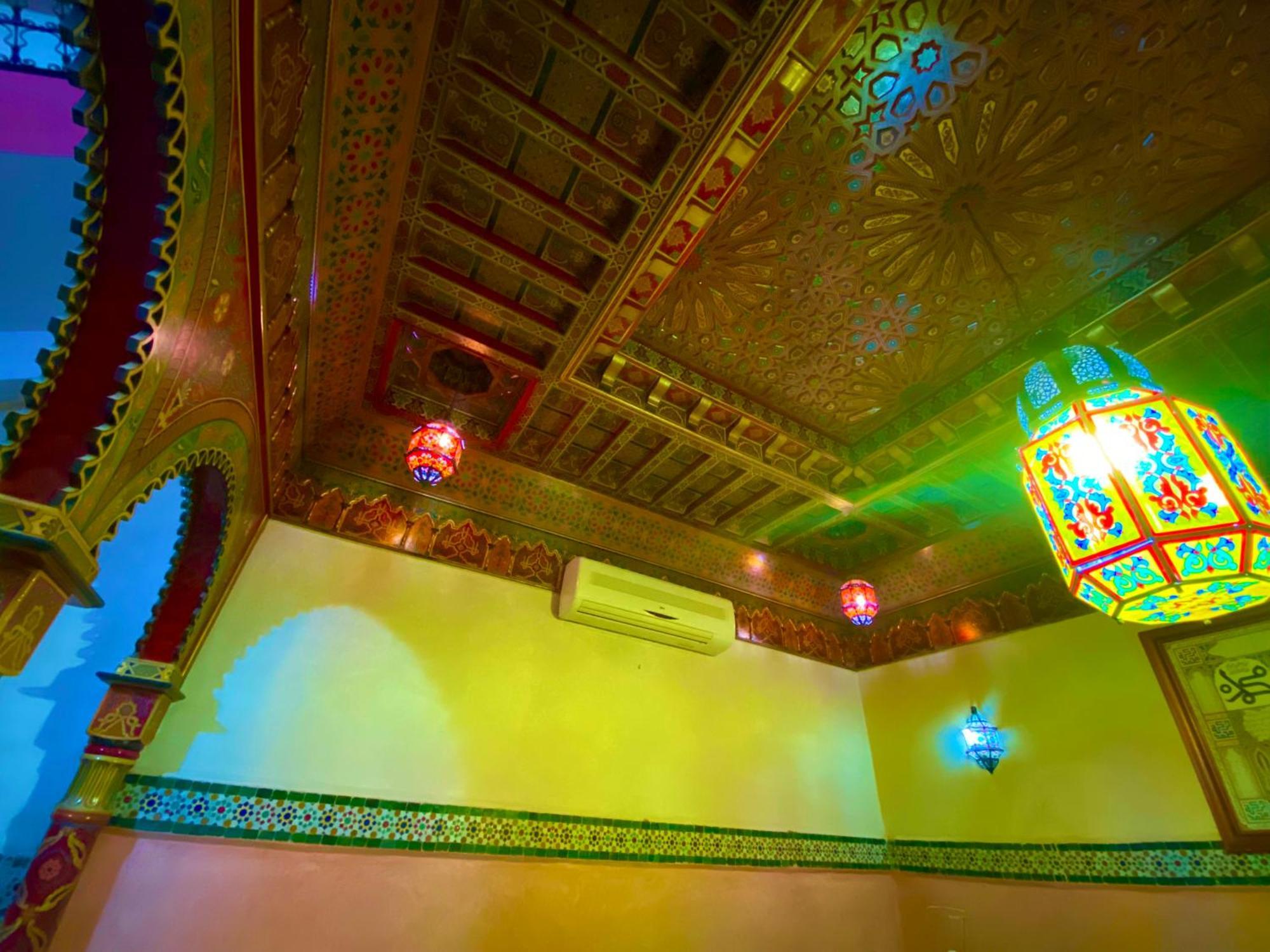 Riad Nezha Avec Jacuzzi Et 3 Piscines Au Coeur De Marrakesh Eksteriør billede