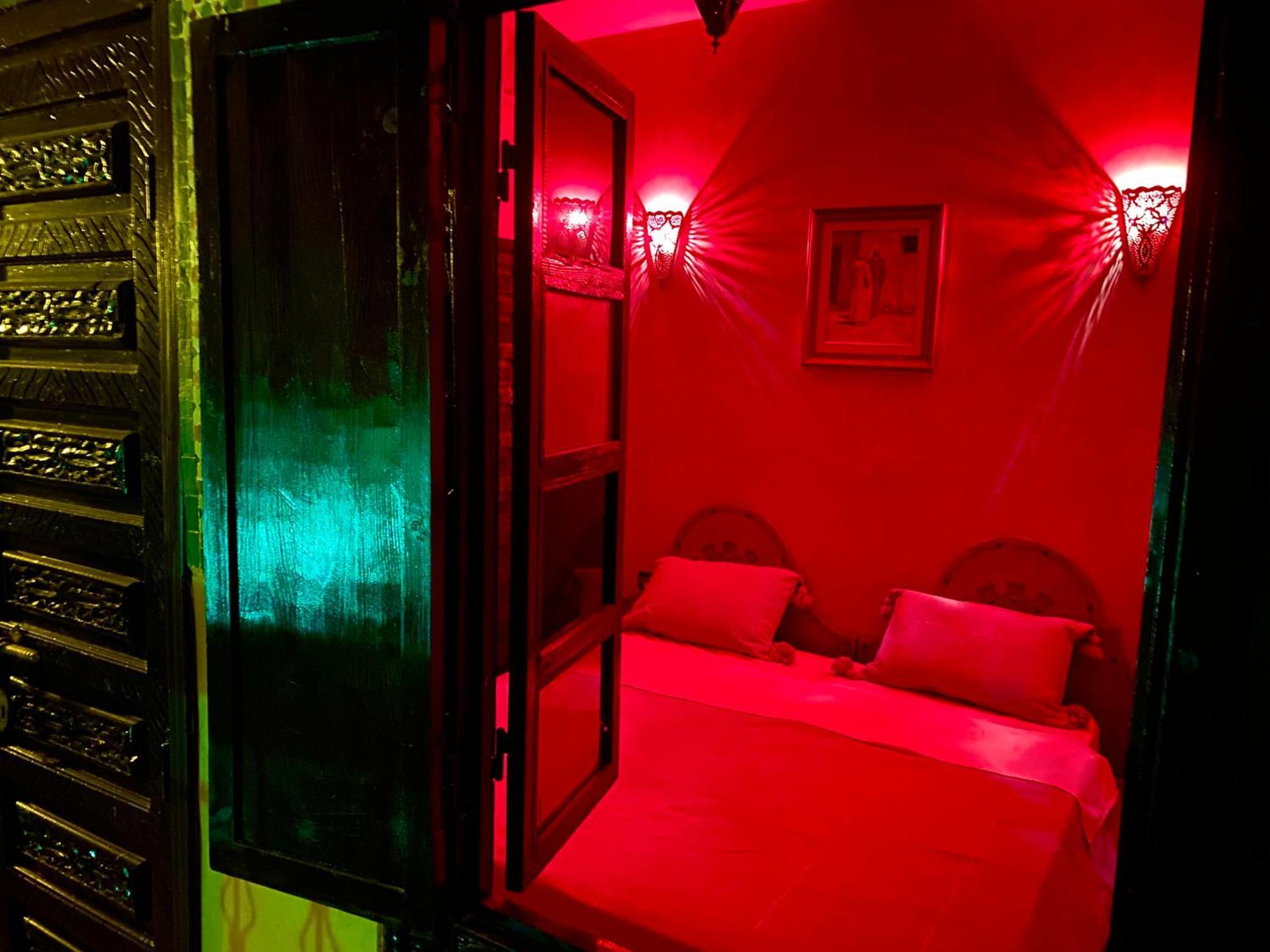 Riad Nezha Avec Jacuzzi Et 3 Piscines Au Coeur De Marrakesh Eksteriør billede
