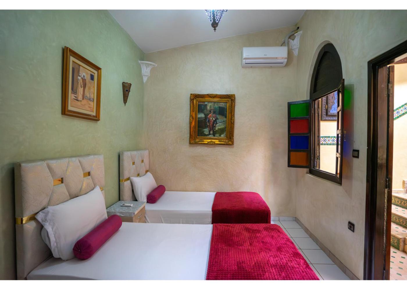Riad Nezha Avec Jacuzzi Et 3 Piscines Au Coeur De Marrakesh Eksteriør billede